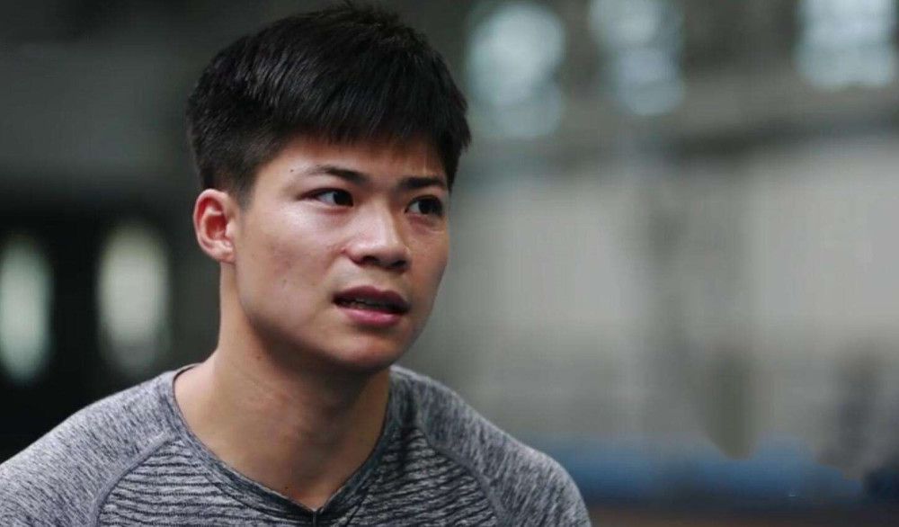 隔壁房间发出的呻吟